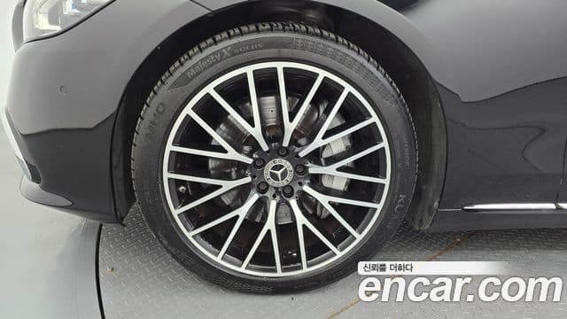 Mercedes-Benz S-Class 2022 — ფოტო 5/20