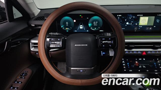 Hyundai Grandeur 2023 — ფოტო 13/20