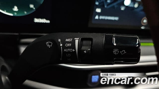 Hyundai Grandeur Hybrid 2023 — Photo 3/35
