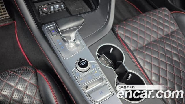 Genesis G70 2018 — ფოტო 9/20