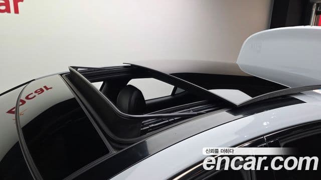 Genesis G70 2018 — ფოტო 19/20