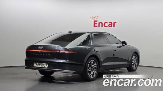Hyundai Grandeur 2024 — ფოტო 2/20