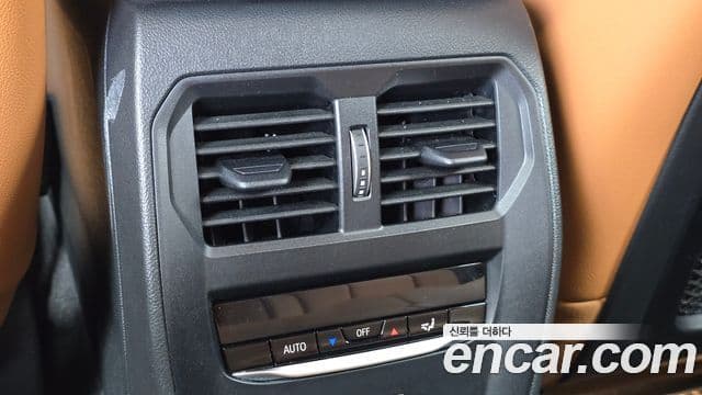 BMW 3 Series 2023 — ფოტო 19/20