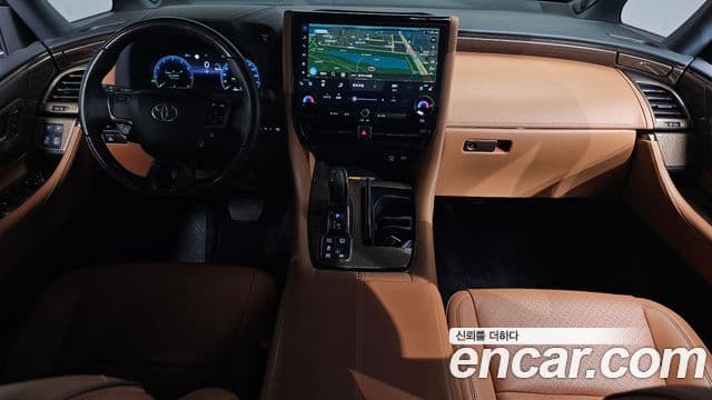 Toyota Alphard 2023 — Фото 7/20
