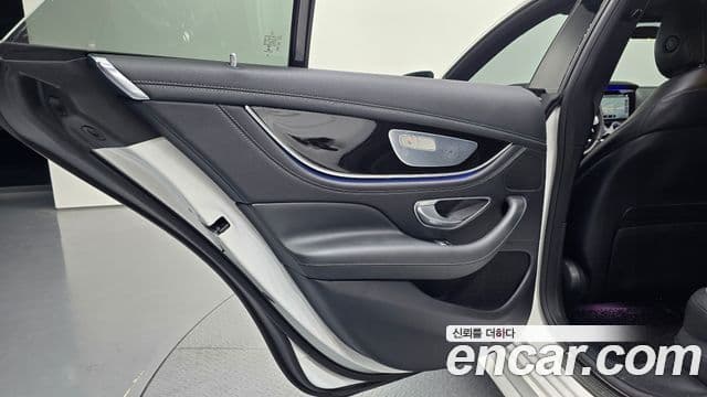 Mercedes-Benz AMG GT 2021 — ფოტო 27/32