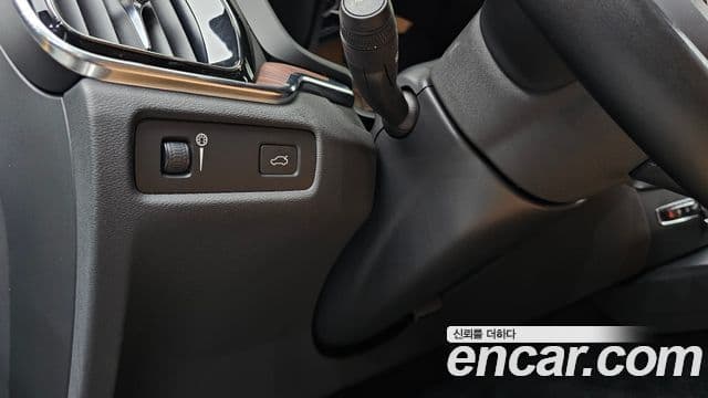 Volvo V60 Cross Country 2020 — ფოტო 17/20