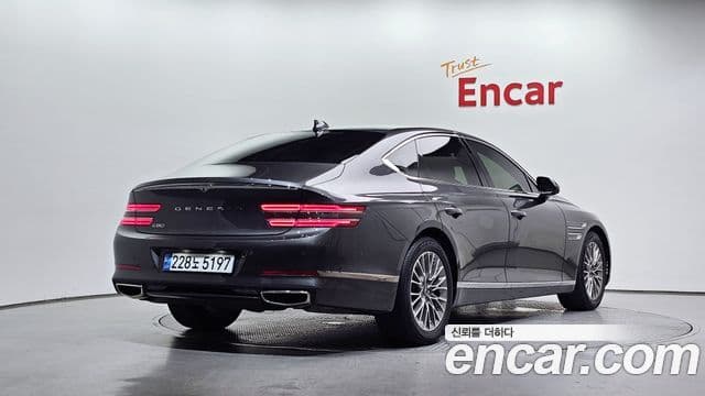 Genesis G80 2021 — Photo 13/30