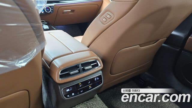 Genesis Electrified G80 2021 — фото 20 из 20