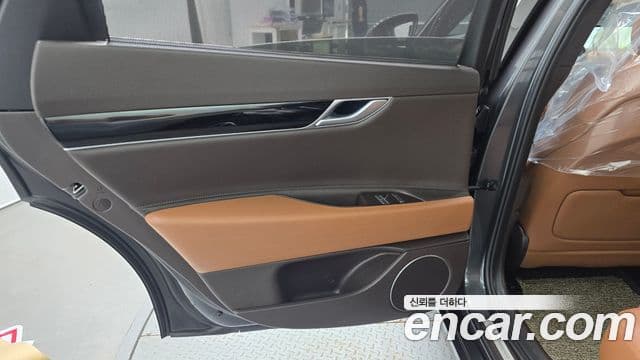 Genesis G80 2021 — Photo 2/30
