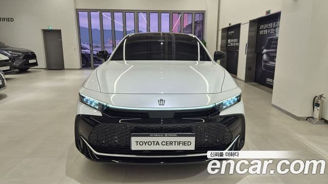 Toyota Crown Crossover 2025 — Şəkil 2/19