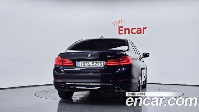 BMW 5 Series 2020 — ფოტო 4/20