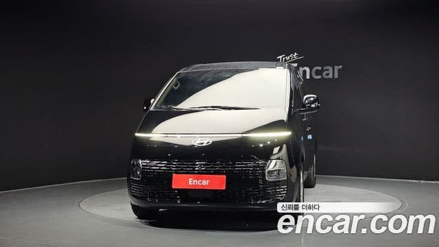 Hyundai Staria 2025 — ფოტო 3/20