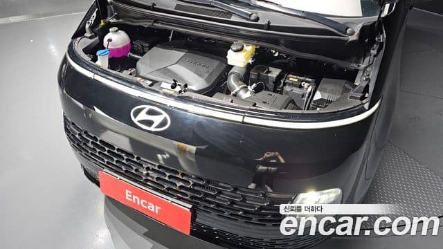 Hyundai Staria 2025 — ფოტო 6/20