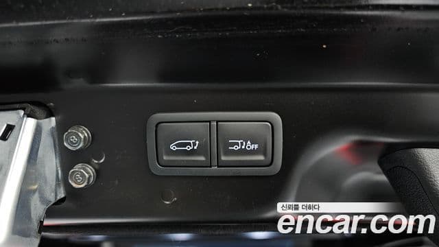 Hyundai Staria 2025 — ფოტო 20/20