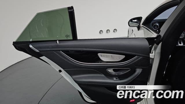 Mercedes-Benz AMG GT 2022 — Şəkil 14/35