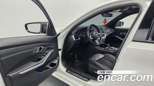 BMW 3 Series 2019 — Şəkil 10/20