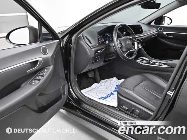 Hyundai Sonata 2021 — Фото 10/20