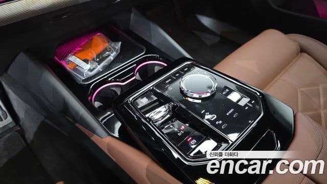 BMW 5 Series 2025 — ფოტო 9/20