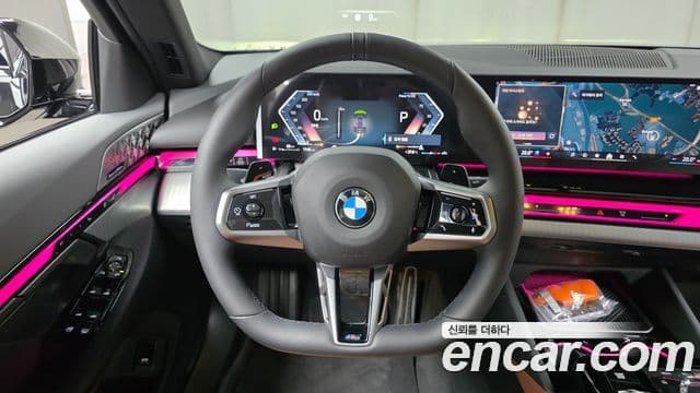 BMW 5 Series 2025 — ფოტო 14/20