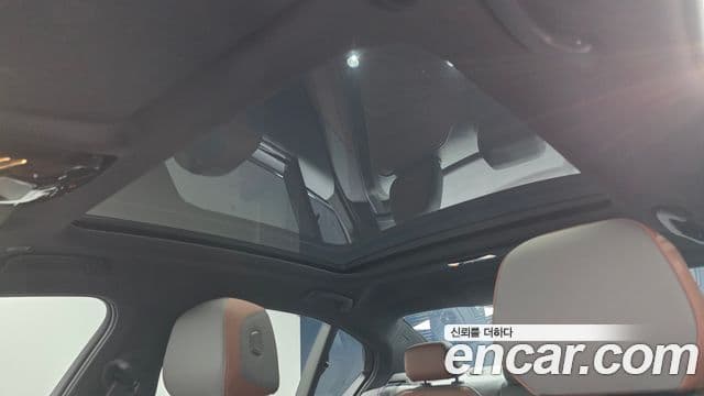 BMW 5 Series 2025 — ფოტო 17/20
