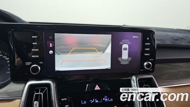 Kia Sorento 2021 — ფოტო 14/20