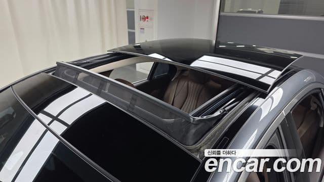 Mercedes-Benz E-Class 2019 — Şəkil 16/20