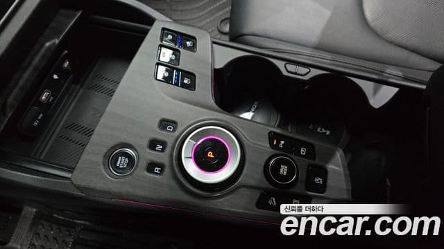 Kia Sportage 2022 — ფოტო 8/20
