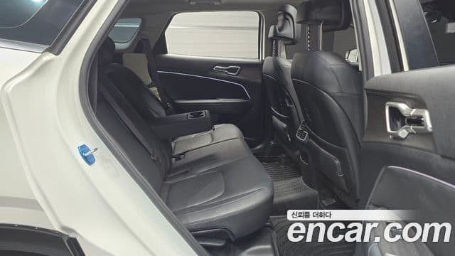Kia Sportage 2022 — ფოტო 11/20