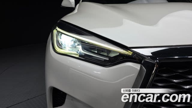 Infiniti QX50 2019 — Şəkil 13/30
