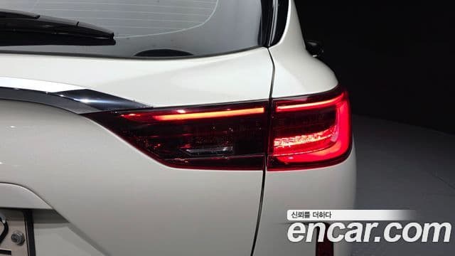 Infiniti QX50 2019 — Şəkil 15/30