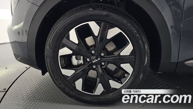 Kia Sportage 2024 — ფოტო 5/20