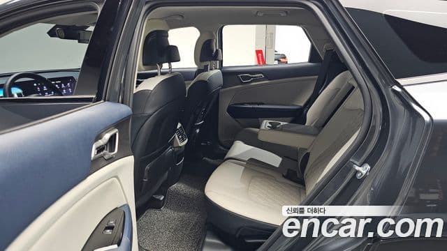 Kia Sportage 2024 — ფოტო 11/20