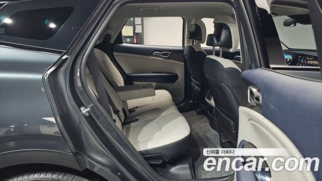 Kia Sportage 2024 — ფოტო 12/20