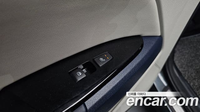 Kia Sportage 2024 — ფოტო 19/20