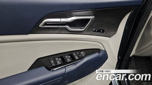 Kia Sportage 2024 — ფოტო 25/35