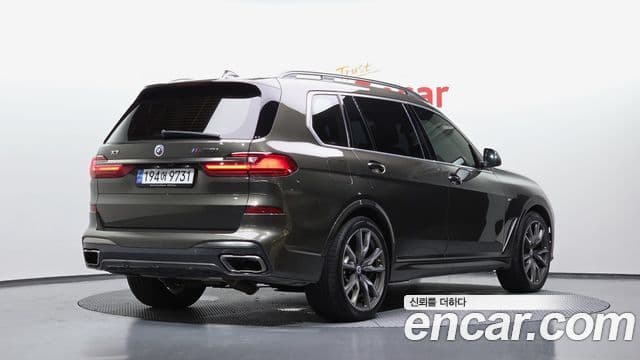 BMW X7 2022 — ფოტო 2/20