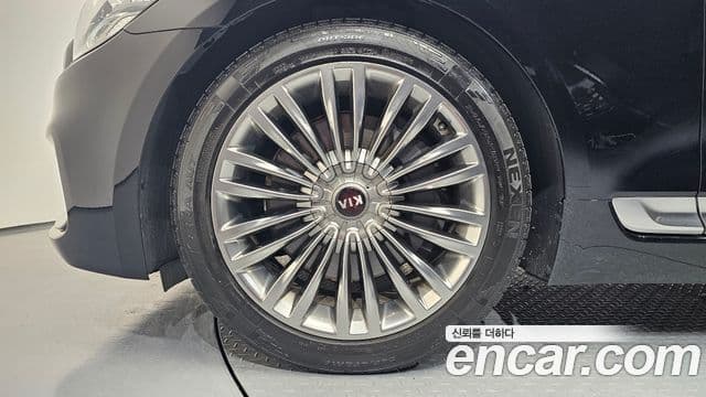 Kia The K9 2019 — ფოტო 5/20
