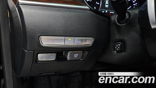 Kia The K9 2019 — ფოტო 16/20
