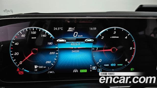 Mercedes-Benz GLE-Class 2023 — ფოტო 8/20