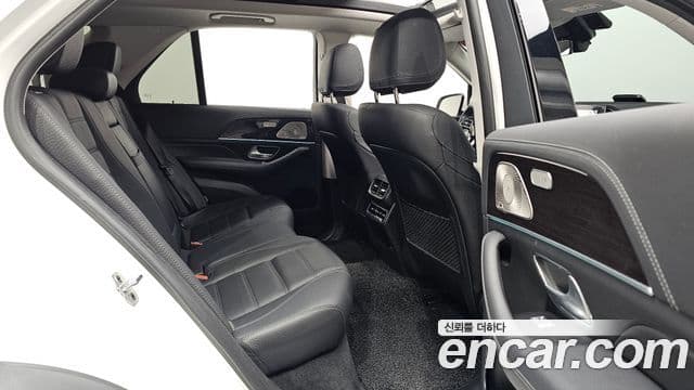 Mercedes-Benz GLE-Class 2023 — ფოტო 12/20
