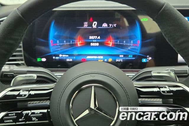 Mercedes-Benz GLE-Class 2025 — Photo 11/20