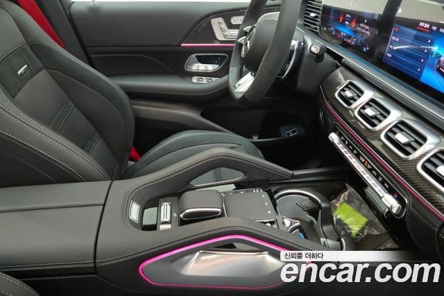 Mercedes-Benz GLE-Class 2025 — Photo 8/20