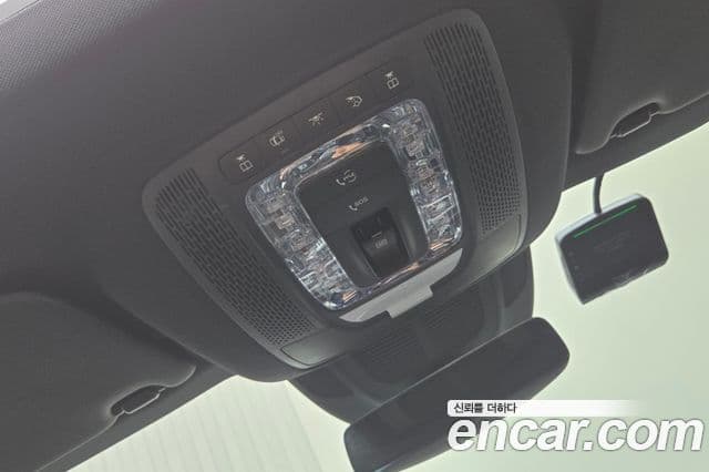 Mercedes-Benz GLE-Class 2025 — Photo 7/20