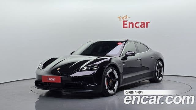 Porsche Taycan 2024 — Photo 3/36