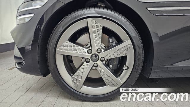 Genesis Electrified G80 2024 — Şəkil 5/20