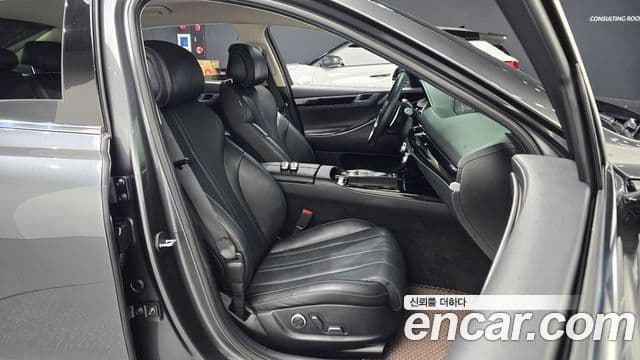 Genesis Electrified G80 2021 — ფოტო 8/20