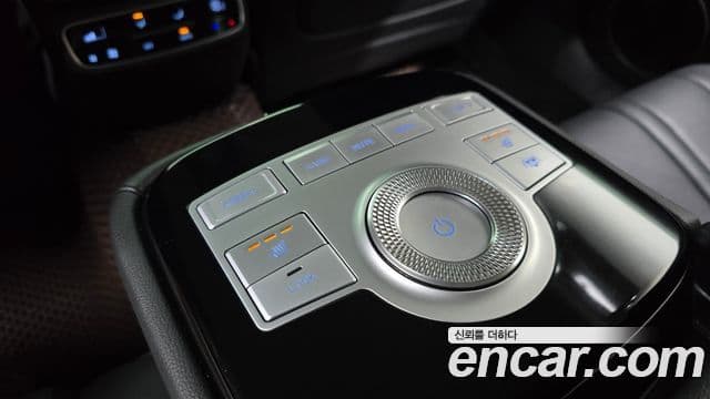 Genesis Electrified G80 2021 — ფოტო 18/20