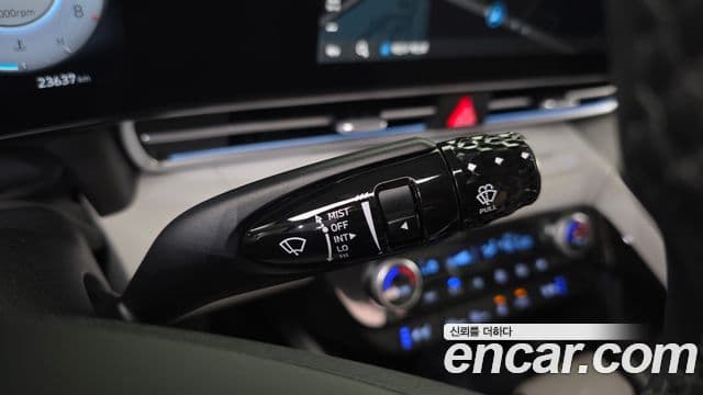 Hyundai The New Avante Hybrid 2023 — Photo 29/32