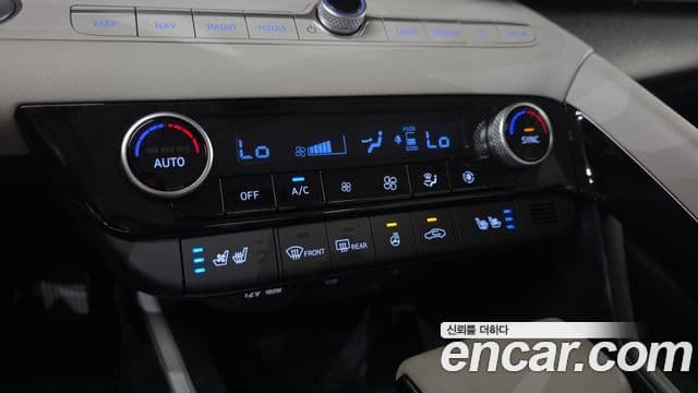 Hyundai The New Avante Hybrid 2023 — Photo 6/32
