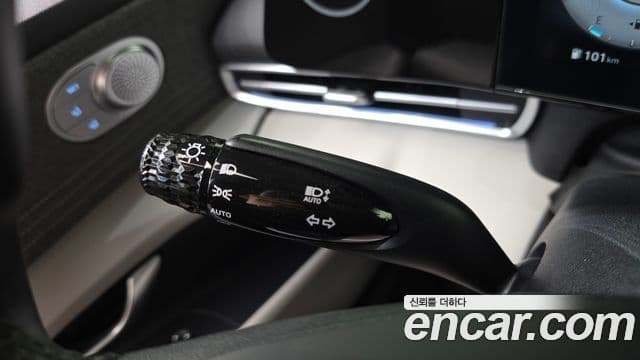 Hyundai The New Avante Hybrid 2023 — Photo 18/32